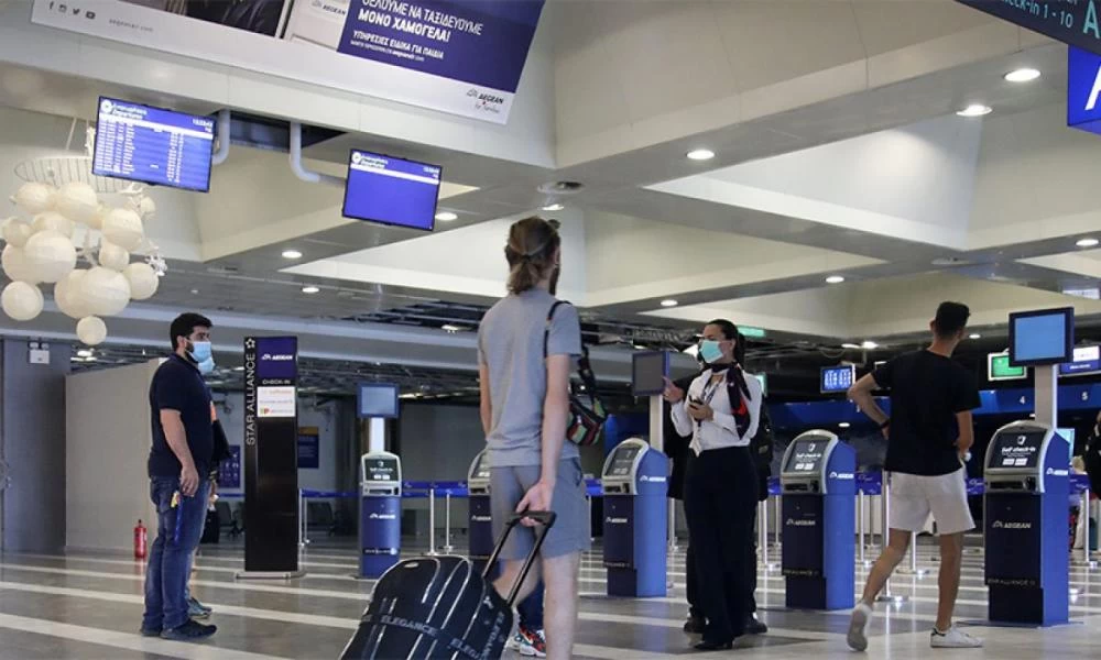 Ακυρώσεις πτήσεων από και προς την Κρήτη λόγω κορονοϊού